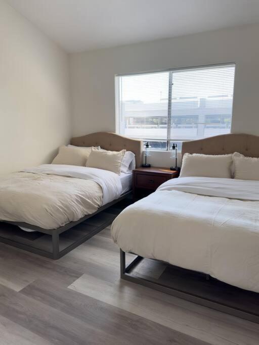 Modern Retreat 1 Mi. From Disney Anaheim Extérieur photo